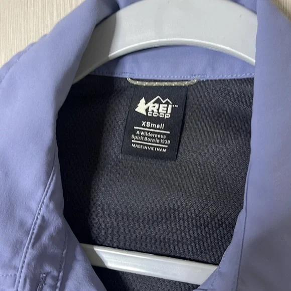Rei xs button down long sleeve top - Picture 2 of 5